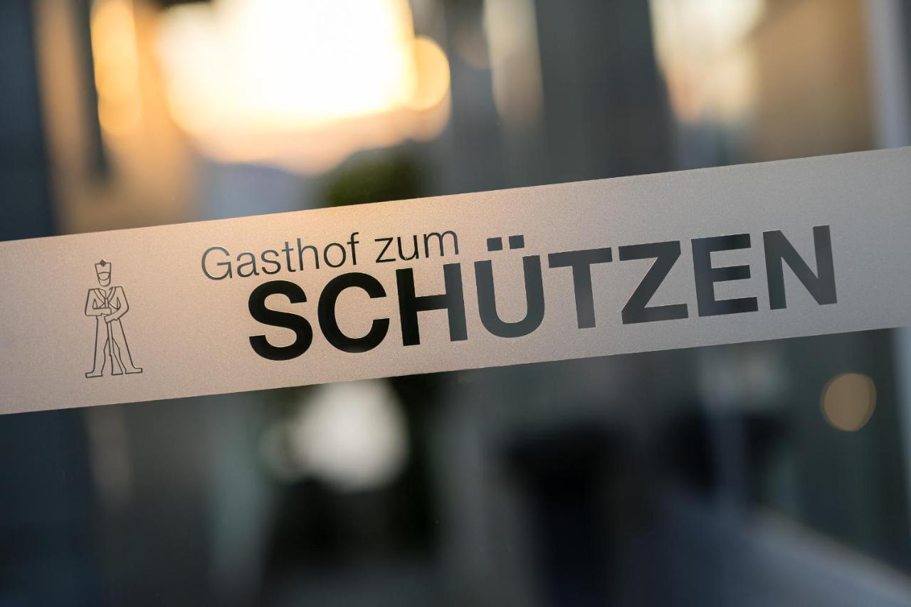 מלון אראו Gasthof Zum Schutzen מראה חיצוני תמונה